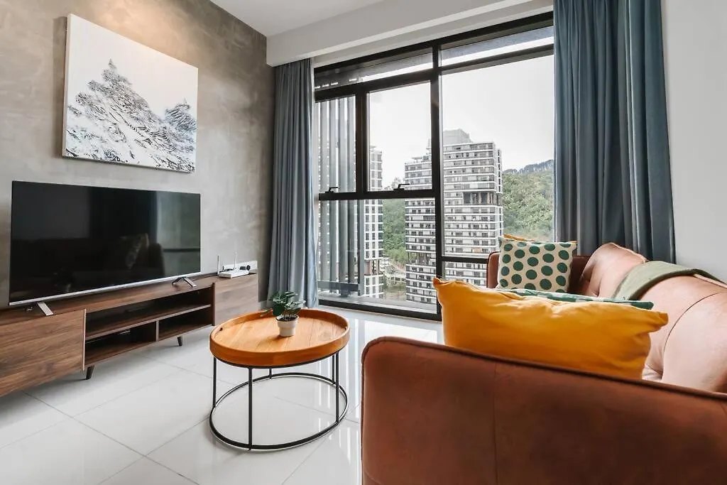 Kl East Mall@Theridge-Netflix-Stylish-Mountainview Kuala Lumpur Apartment