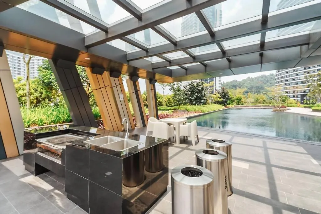 Kl East Mall@Theridge-Netflix-Stylish-Mountainview Kuala Lumpur Apartment