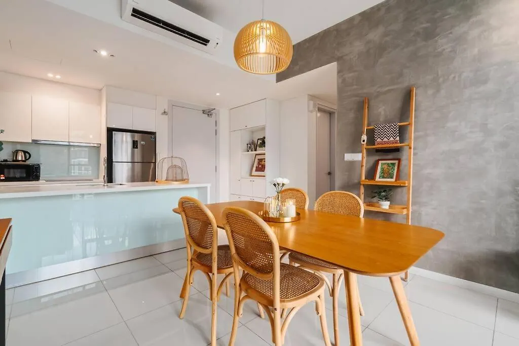 Kl East Mall@Theridge-Netflix-Stylish-Mountainview location